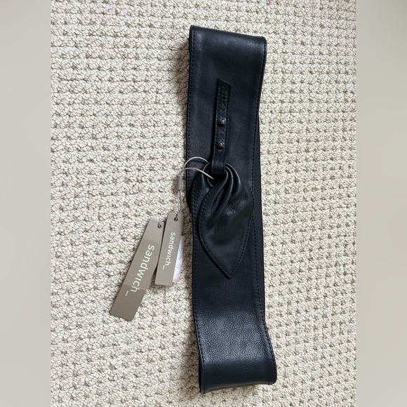 Sandwich_ knotted leather belt size small. Black leather/stretch. New w/tags. - Picture 5 of 9